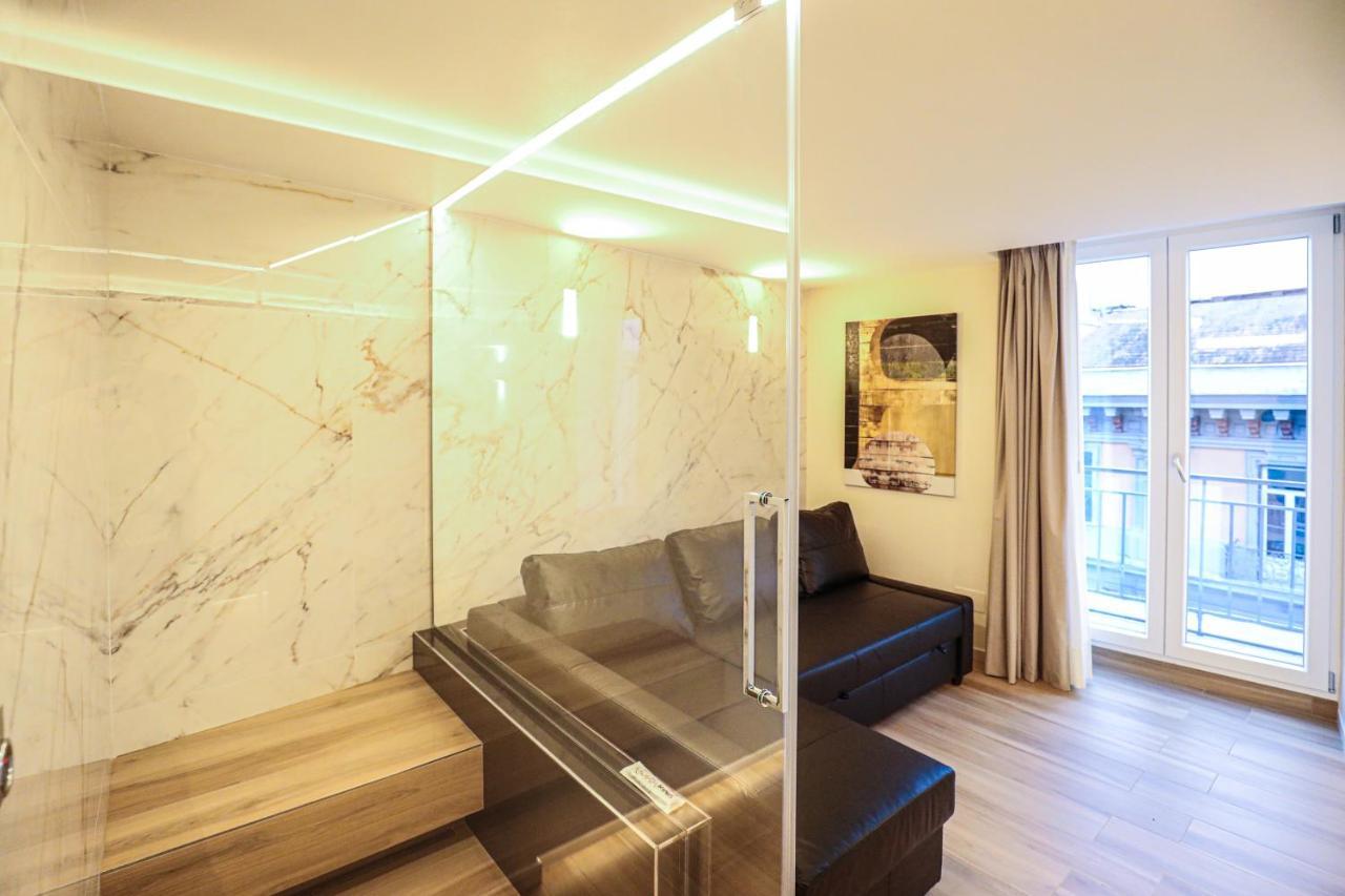 Municipio Luxury Suite เนเปิลส์ ภายนอก รูปภาพ